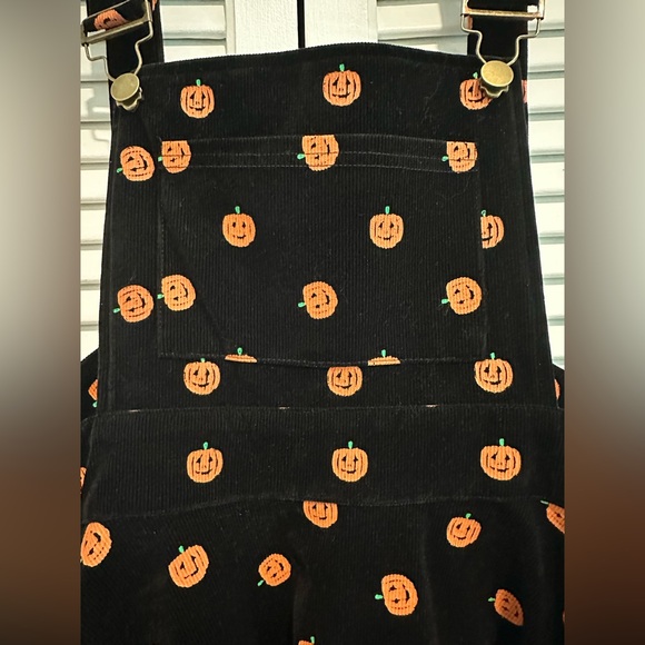Unique Vintage Black Dress with Orange Pumpkin Accents - Picture 4 of 7